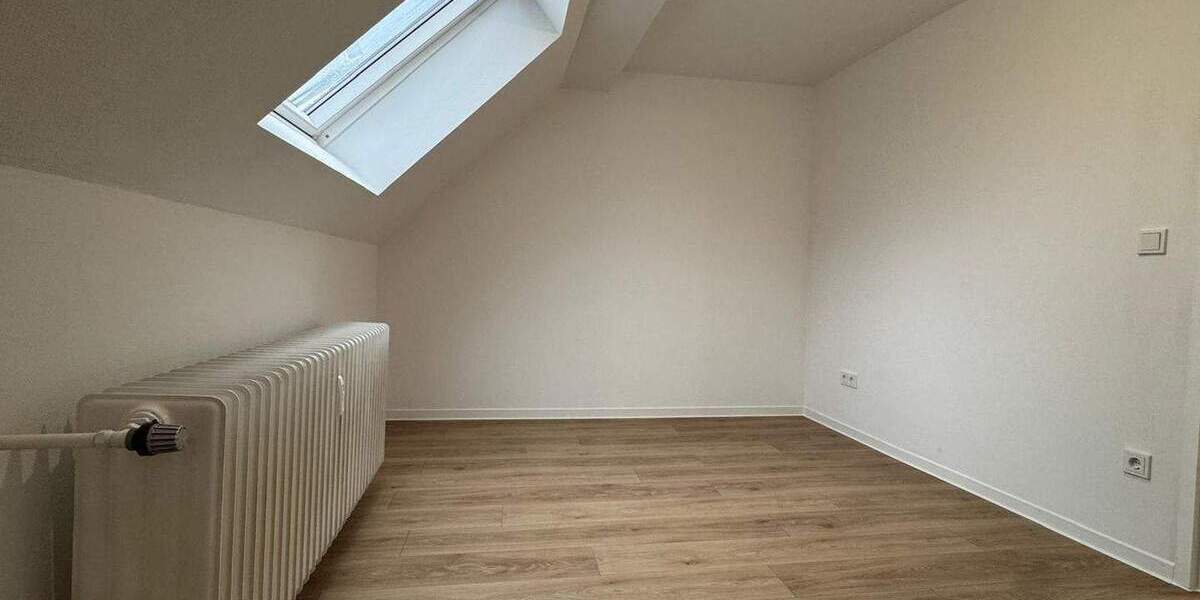 Etagenwohnung Saarbrücken Eschberg - 2 Zimmer, 50 m&sup2;, 495&euro; | Angebot:26530222