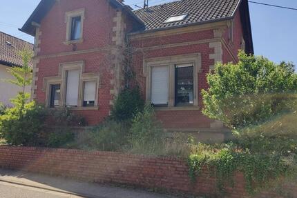 Haus Saarwellingen - 4 Zimmer, 165 m&sup2;, 440.000&euro; | Angebot:24636395