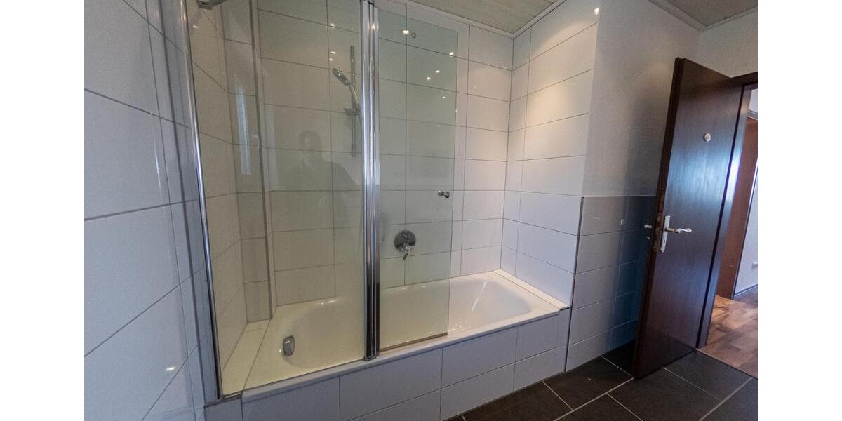 Etagenwohnung Püttlingen - 3 Zimmer, 92 m&sup2;, 700&euro; | Angebot:25900925