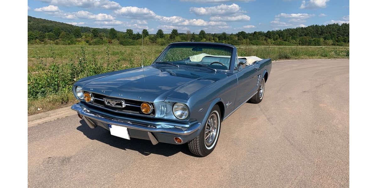 Ford Mustang 61.500 km 49.900 &euro; Schwalbch-Elm 66773