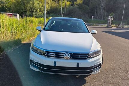 VW Passat 143.000 km 17.800 &euro; Völklingen 66333