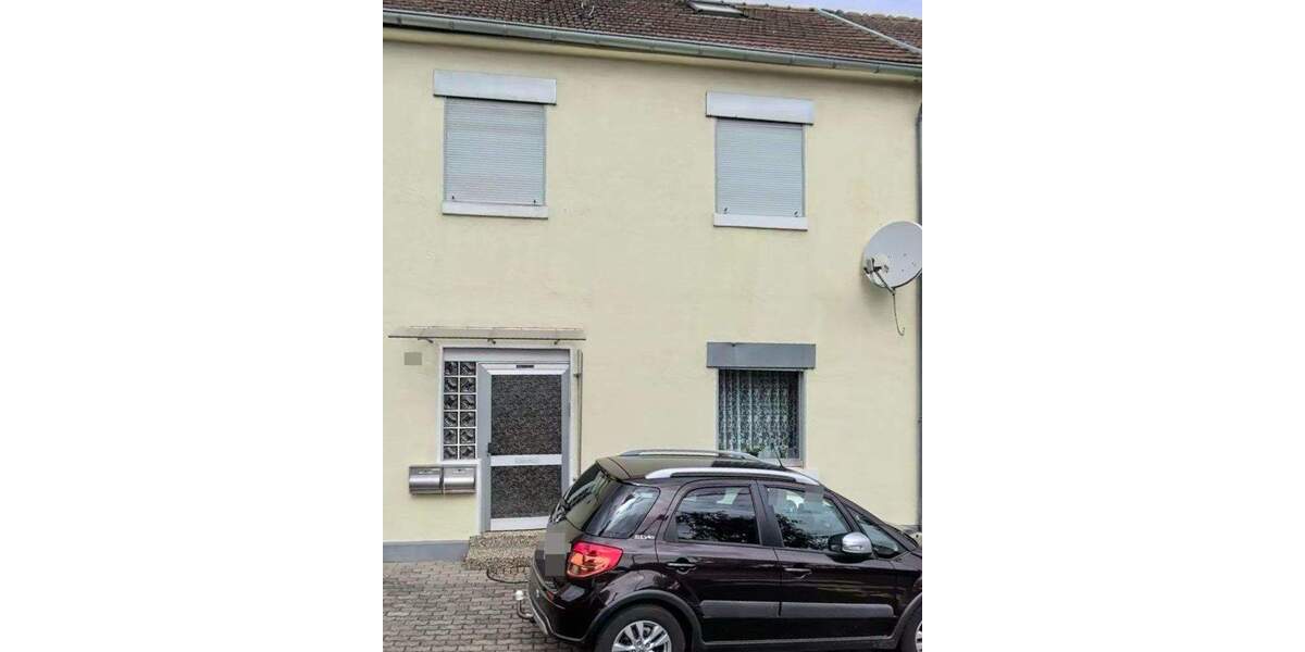 Mehrfamilienhaus, Wohnhaus Völklingen Fürstenhausen - 7 Zimmer, 150 m&sup2;, 215.000&euro; | Angebot:25771911