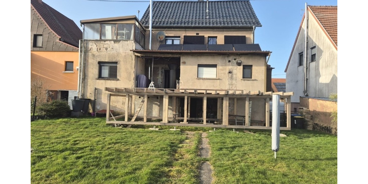 Ihr Hausprojekt in Illingen – Platz für 1–2-Familien mit Garten, Modernisierung bereits gestartet - Einfamilienhaus Illingen | Angebot:25479862