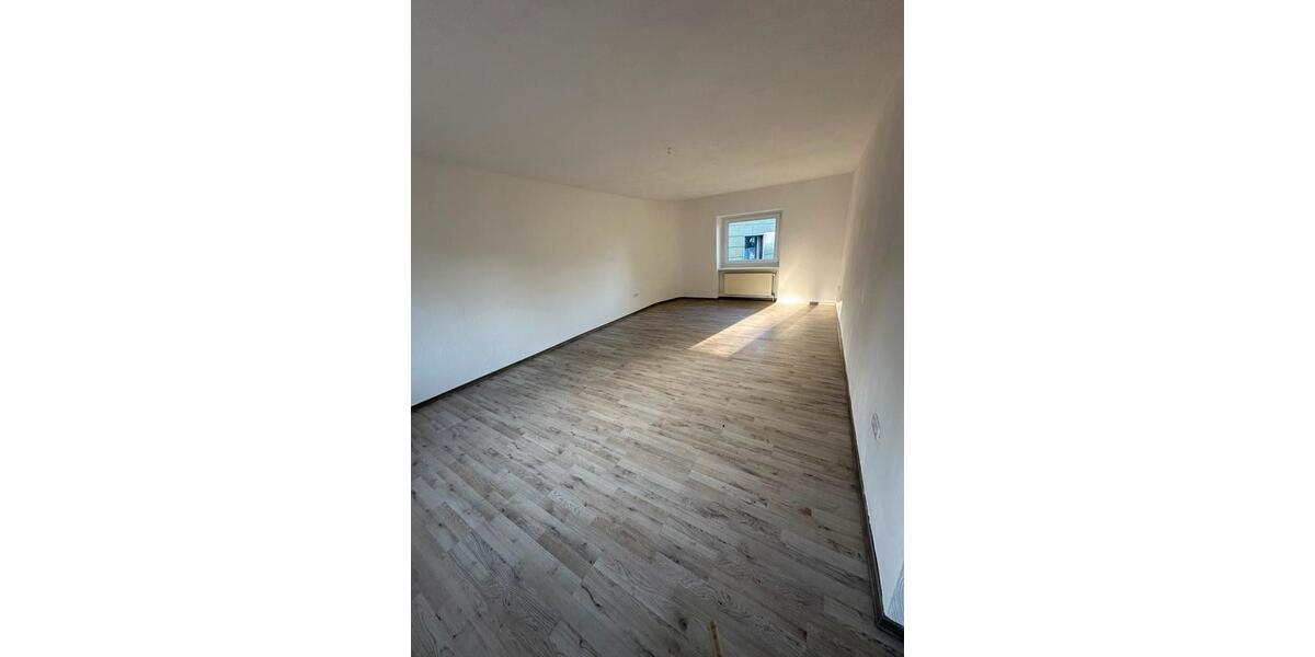 Einfamilienhaus Neunkirchen - 4 Zimmer, 110 m&sup2;, 1.350&euro; | Angebot:26120745