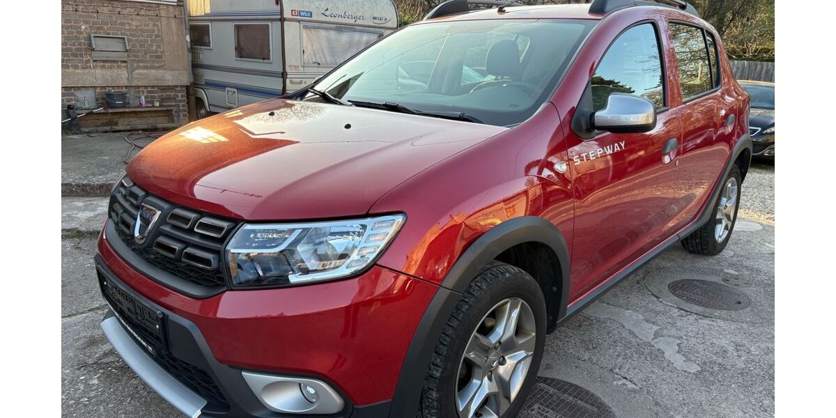 Dacia Sandero 109.600 km 5.900 &euro; Völklingen 66333