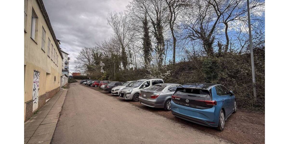 Etagenwohnung Saarbrücken Malstatt - 3 Zimmer, 68 m&sup2;, 135.000&euro; | Angebot:25996286