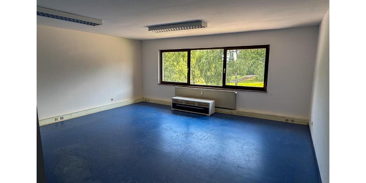 Gewerbeobjekt Schwalbach - 920&euro; | Angebot:21813576