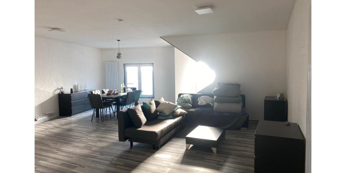 Erdgeschoßwohnung Illingen - 2 Zimmer, 105 m&sup2;, 10&euro; | Angebot:25857854