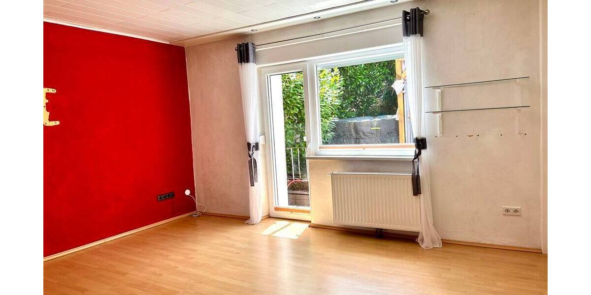 Mehrfamilienhaus, Wohnhaus Merchweiler Wemmetsweiler - 4 Zimmer, 100 m&sup2;, 193.000&euro; | Angebot:25701151