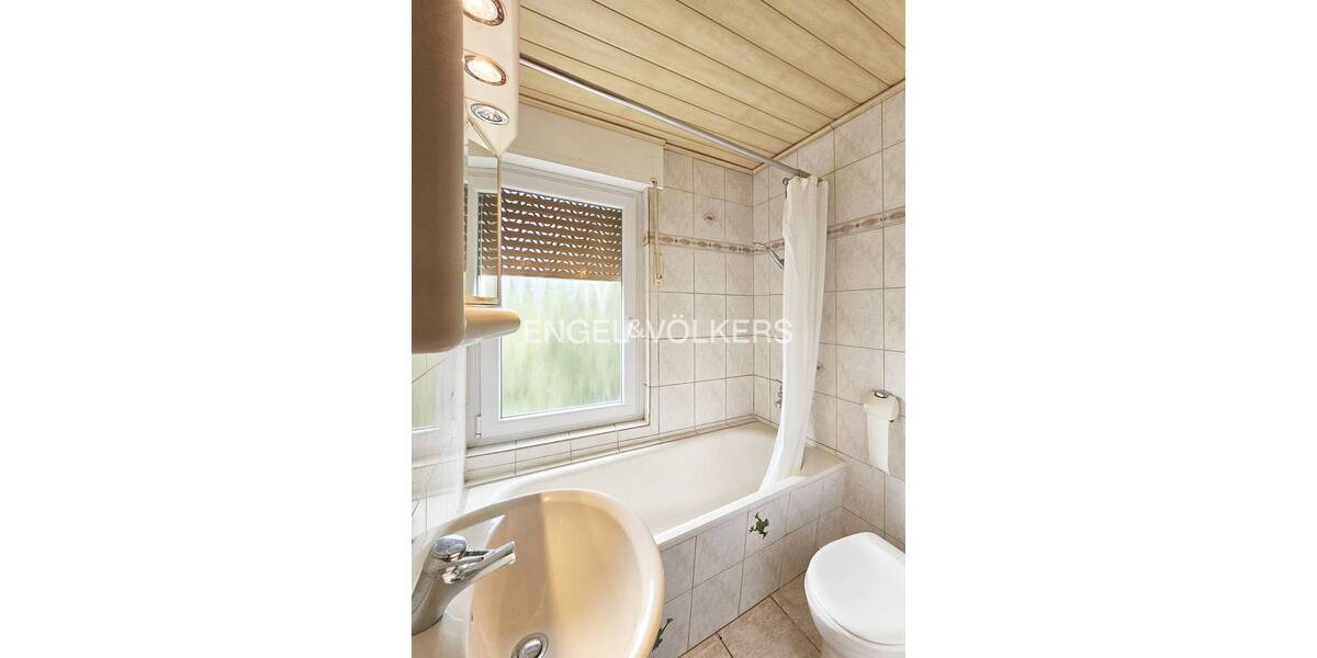 Mehrfamilienhaus, Wohnhaus Wadgassen-Differten Differten - 6 Zimmer, 160 m&sup2;, 169.000&euro; | Angebot:26695321