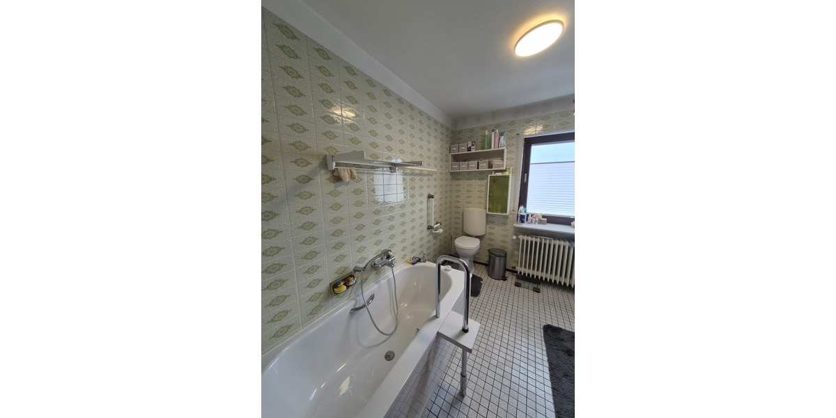 Ihr neues Zuhause: Gepflegtes, barrierefrei zugängliches EFH mit Garten – ideal für Familien - Einfamilienhaus Waldmohr | Angebot:25485957