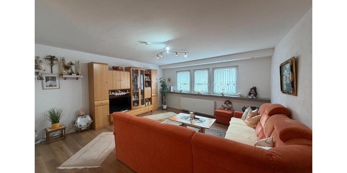 Etagenwohnung Lebach - 4 Zimmer, 98 m&sup2;, 650&euro; | Angebot:26674275