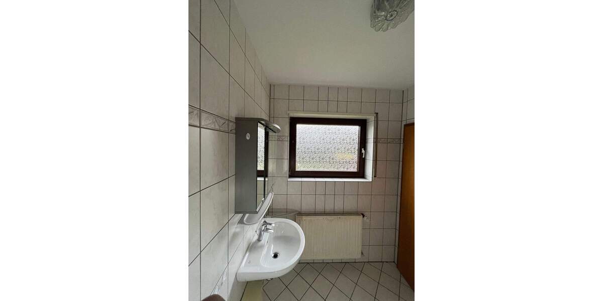Etagenwohnung Völklingen Stadtmitte - 2 Zimmer, 73 m&sup2;, 570&euro; | Angebot:25683669