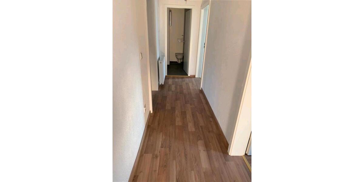 Etagenwohnung Sankt Ingbert - 3 Zimmer, 85 m&sup2;, 950&euro; | Angebot:25334785