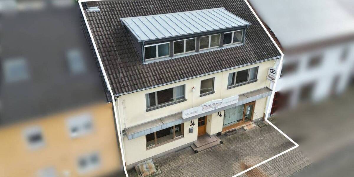 Einfamilienhaus Saarlouis Lisdorf - 8 Zimmer, 244 m&sup2;, 590.000&euro; | Angebot:25687196