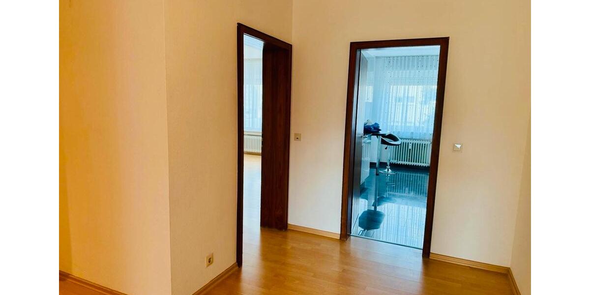 Etagenwohnung Saarbrücken Kieselhumes - 3.5 Zimmer, 86 m&sup2;, 1.080&euro; | Angebot:25568385