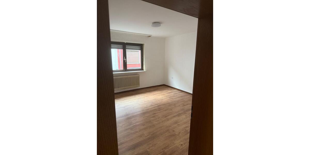Erdgeschoßwohnung Saarbrücken Malstatt - 2 Zimmer, 58 m&sup2;, 500&euro; | Angebot:26006541