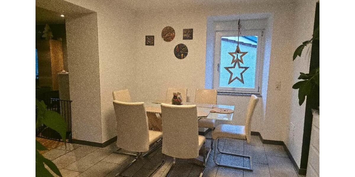 Doppelhaushälfte Rehlingen-Siersburg Siersburg - 8 Zimmer, 160 m&sup2;, 175.000&euro; | Angebot:24744441