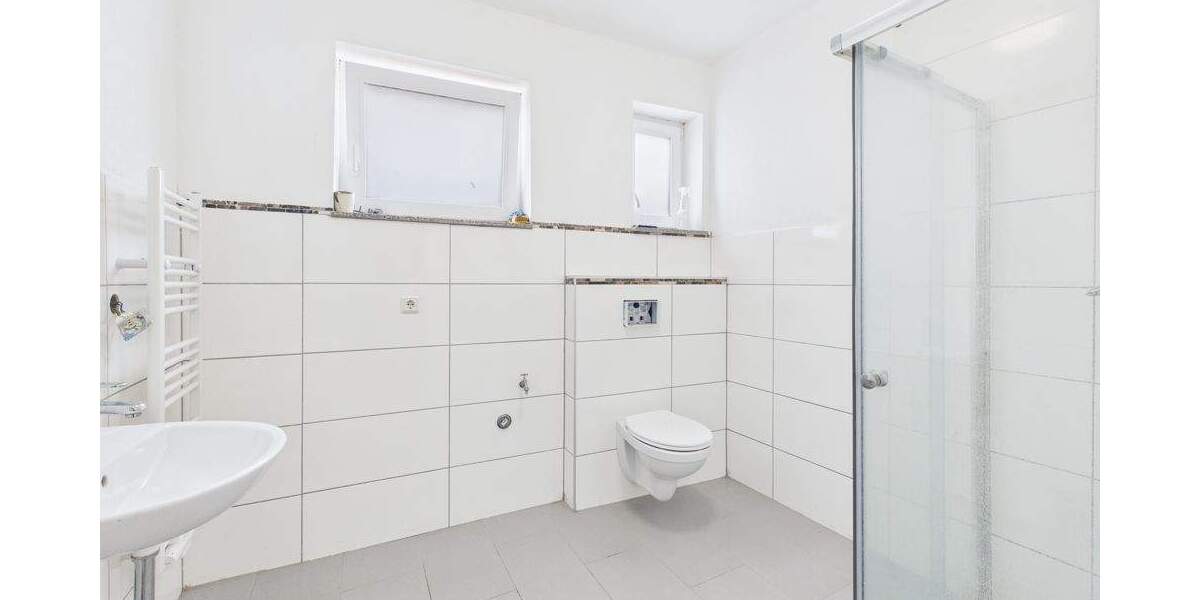 Mehrfamilienhaus, Wohnhaus Eppelborn / Wiesbach Wiesbach - 7 Zimmer, 239 m&sup2;, 220.000&euro; | Angebot:25687894