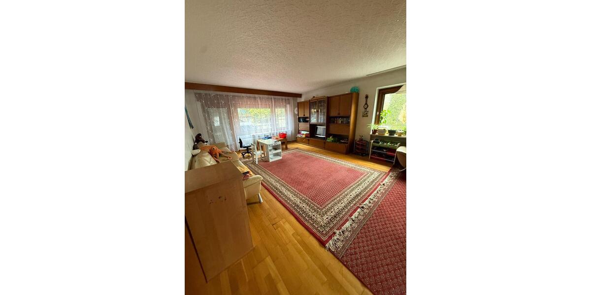 Einfamilienhaus Neunkirchen - 4 Zimmer, 140 m&sup2;, 1.450&euro; | Angebot:25886368