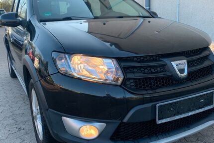 Dacia Sandero 155.000 km 3.799 &euro; Völklingen 66333