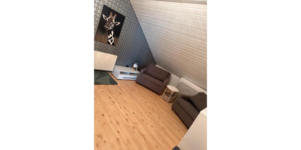 Dachgeschoßwohnung Lebach - 3 Zimmer, 140 m&sup2; | Angebot:25279544