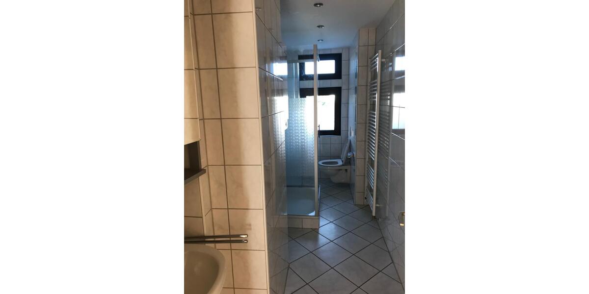 Etagenwohnung Saarbrücken Malstatt - 4 Zimmer, 90 m&sup2;, 680&euro; | Angebot:25422125