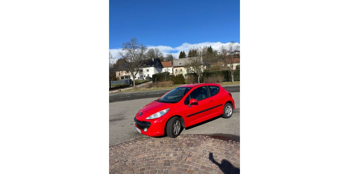 Peugeot 207 165.000 km 2.500 &euro; Tholey 66636