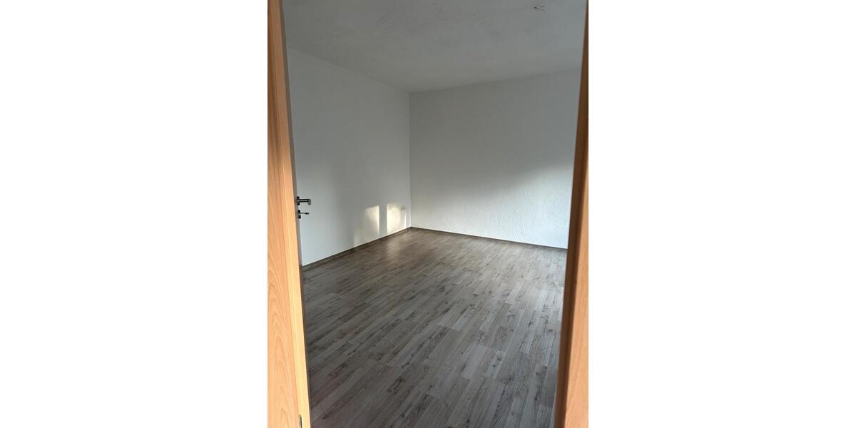 Einfamilienhaus Neunkirchen - 4 Zimmer, 110 m&sup2;, 1.350&euro; | Angebot:26120745