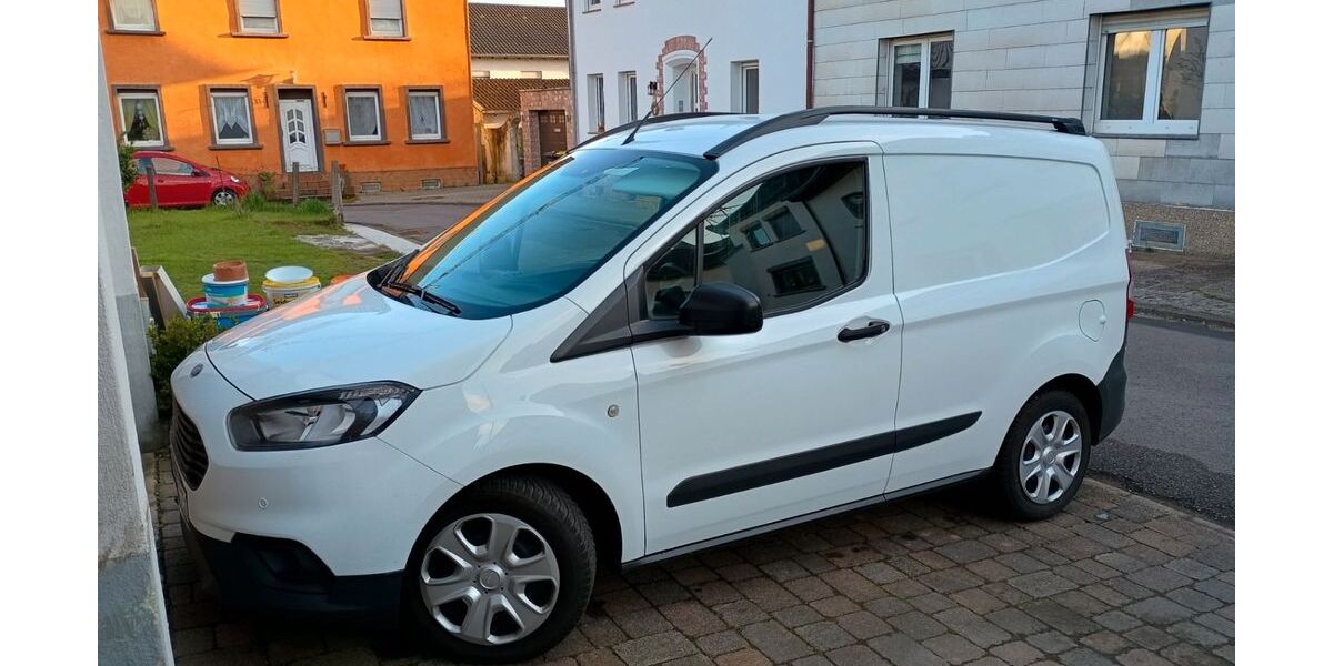 Ford Transit Courier 25.500 km 16.000 &euro; Ensdorf 66806