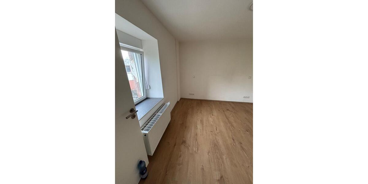 Mehrfamilienhaus, Wohnhaus Spiesen-Elversberg Elversberg - 8 Zimmer, 220 m&sup2;, 329.000&euro; | Angebot:25790399