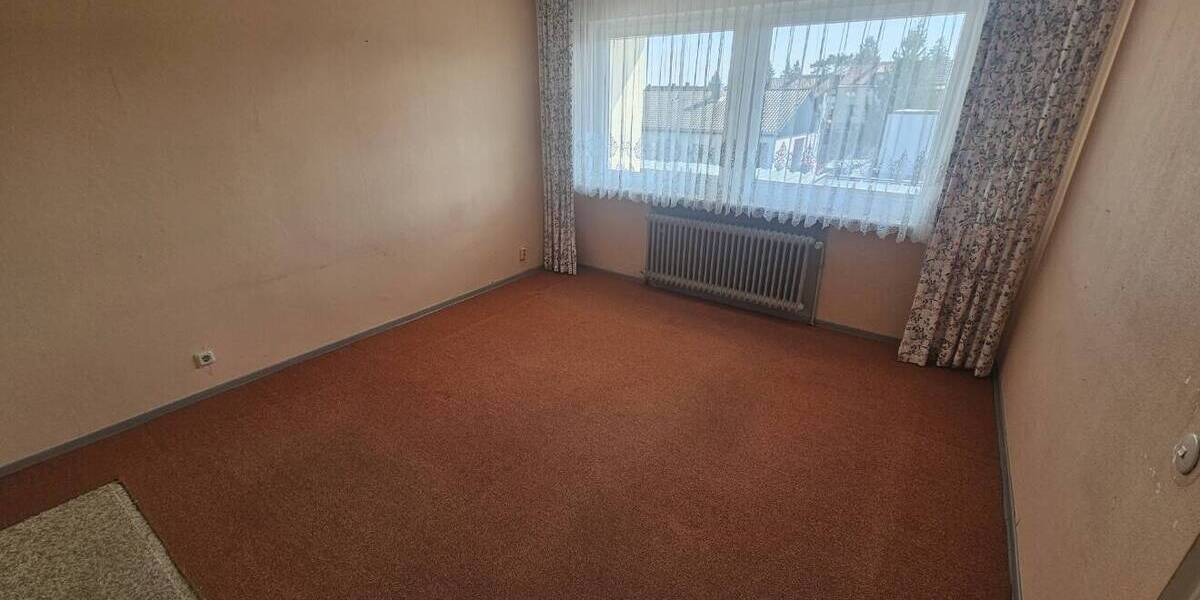 Mehrfamilienhaus, Wohnhaus Neunkirchen-Wellesweiler Wellesweiler - 8 Zimmer, 164 m&sup2;, 199.000&euro; | Angebot:26029540