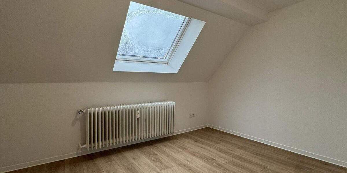 Etagenwohnung Saarbrücken Eschberg - 2 Zimmer, 50 m&sup2;, 495&euro; | Angebot:26744907