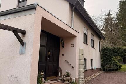 Haus Zweibrücken - 6 Zimmer, 263 m&sup2;, 420.000&euro; | Angebot:25998831