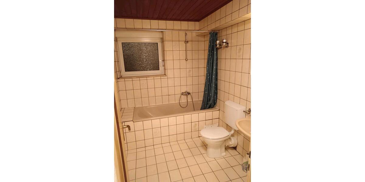 Erdgeschoßwohnung Waldmohr - 1 Zimmer, 42 m&sup2;, 380&euro; | Angebot:25150411