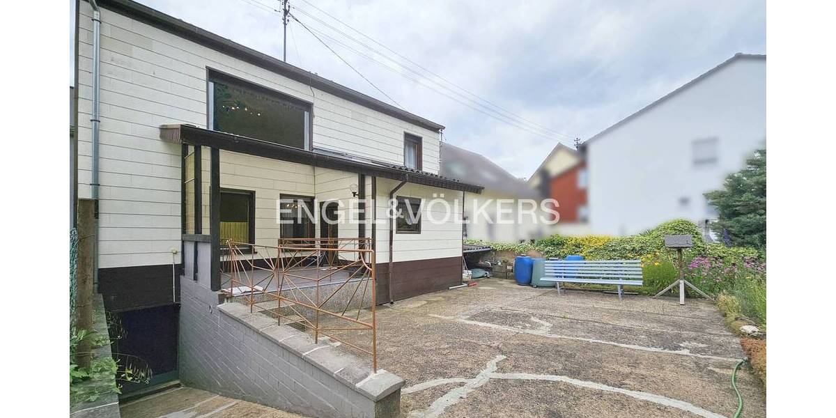 Mehrfamilienhaus, Wohnhaus Wadgassen-Differten Differten - 6 Zimmer, 160 m&sup2;, 169.000&euro; | Angebot:26695321