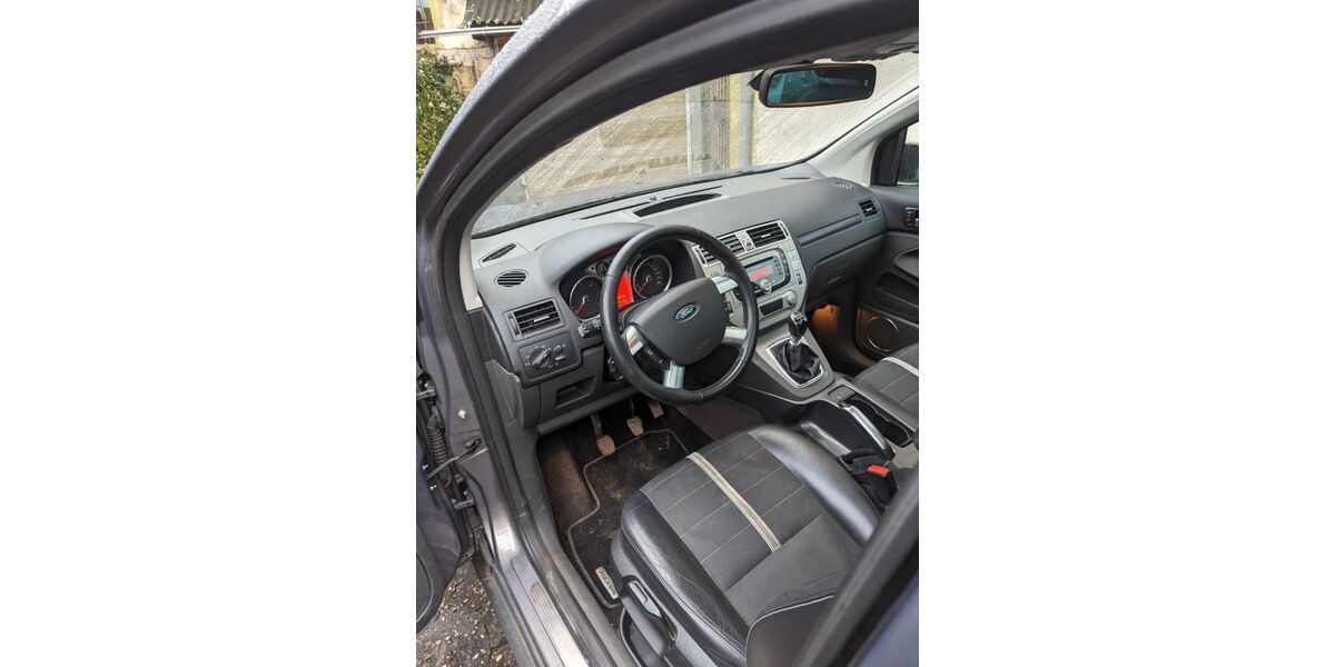 Ford Kuga 179.000 km 5.299 &euro; Neunkirchen 66540