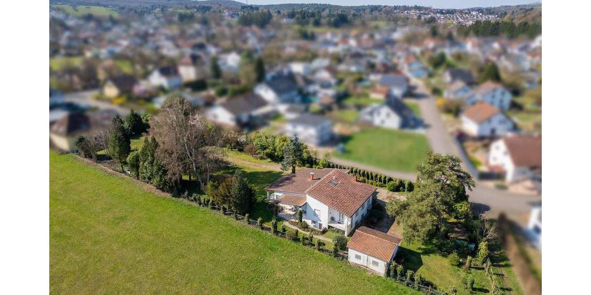 Einfamilienhaus Schmelz Hüttersdorf - 6 Zimmer, 178 m&sup2;, 650.000&euro; | Angebot:25737357