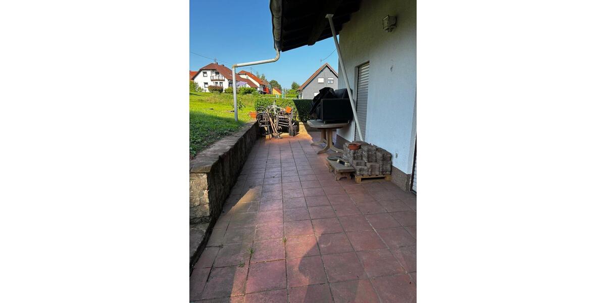 Bungalow Merchweiler - 3 Zimmer, 140 m&sup2;, 1.200&euro; | Angebot:24355147