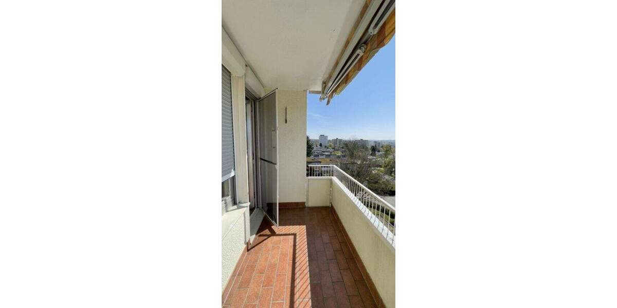 Etagenwohnung Saarbrücken / Eschberg Eschberg - 3 Zimmer, 81 m&sup2;, 160.000&euro; | Angebot:25814277