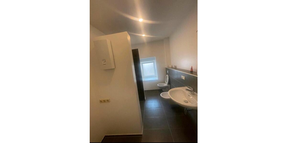 Mehrfamilienhaus, Wohnhaus Saarwellingen - 10 Zimmer, 300 m&sup2;, 350.000&euro; | Angebot:25588634