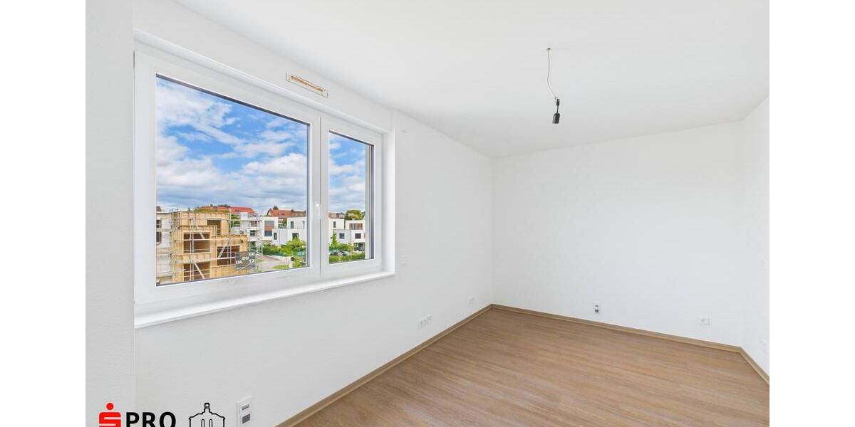 Etagenwohnung Saarbrücken Neue Bremm - 4 Zimmer, 128 m&sup2;, 1.856&euro; | Angebot:22886751