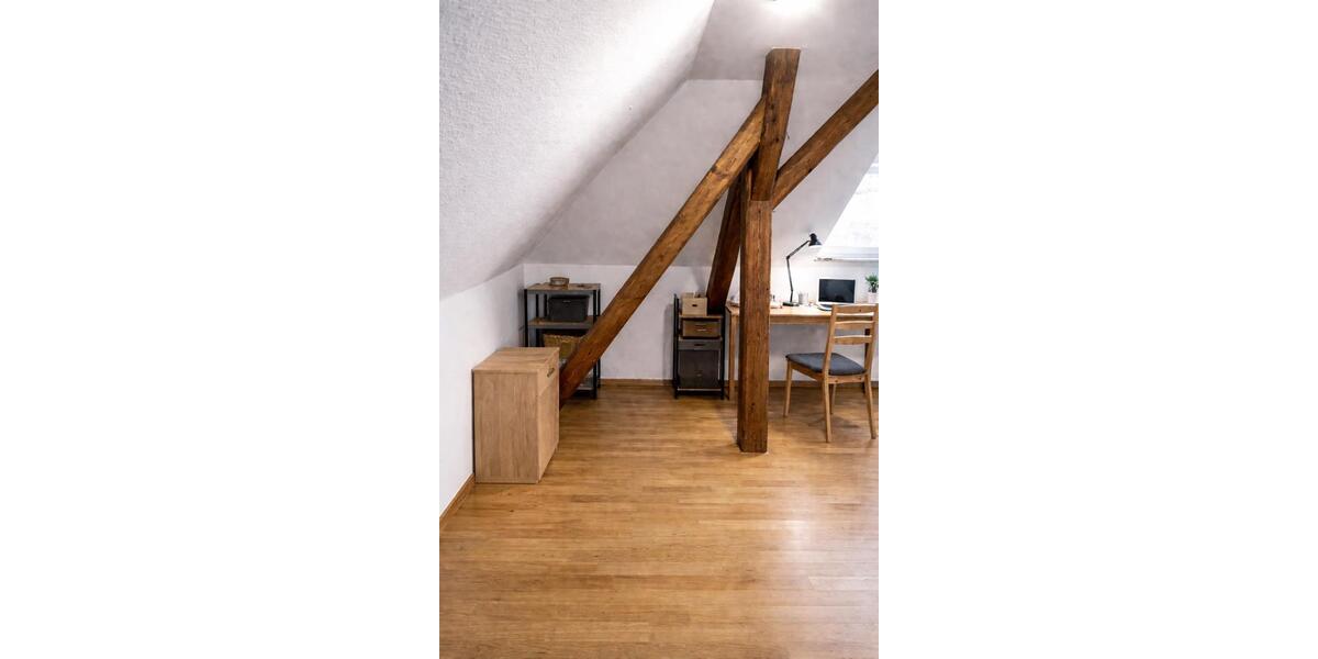 Dachgeschoßwohnung Ottweiler - 1 Zimmer, 55 m&sup2;, 90.000&euro; | Angebot:26005073