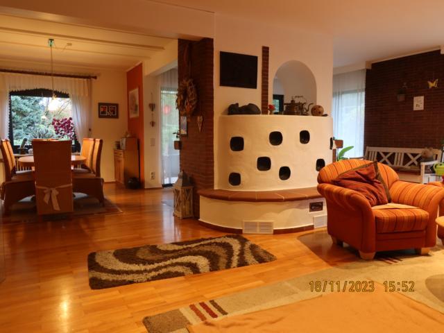 Bungalow, Bauhausstil, in bevorzugter uninaher Wohnlage - Einfamilienhaus Homburg | Angebot:20766295