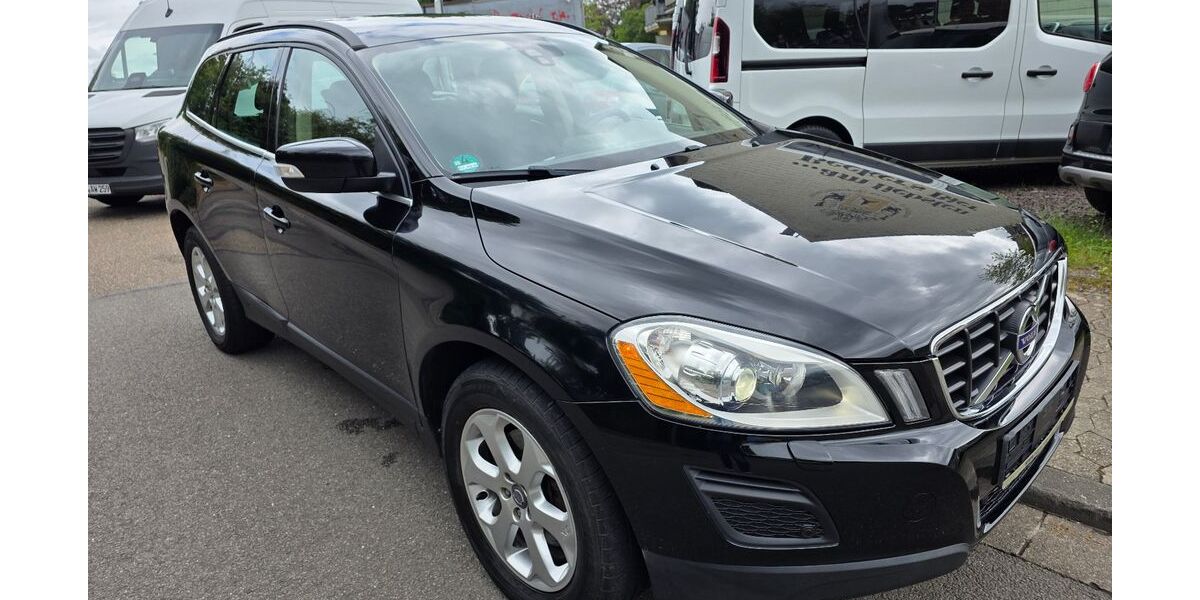 Volvo XC60 142.000 km 10.990 &euro; Saarbrücken - Burbach 66115