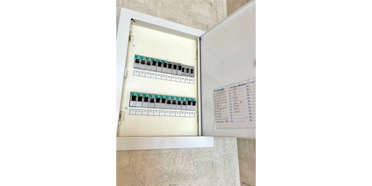 Mehrfamilienhaus, Wohnhaus Eppelborn Wiesbach - 7 Zimmer, 137 m&sup2;, 125.000&euro; | Angebot:25701150