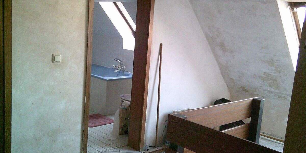 Doppelhaushälfte Quierschied Göttelborn - 6 Zimmer, 100 m&sup2;, 99.000&euro; | Angebot:25776339