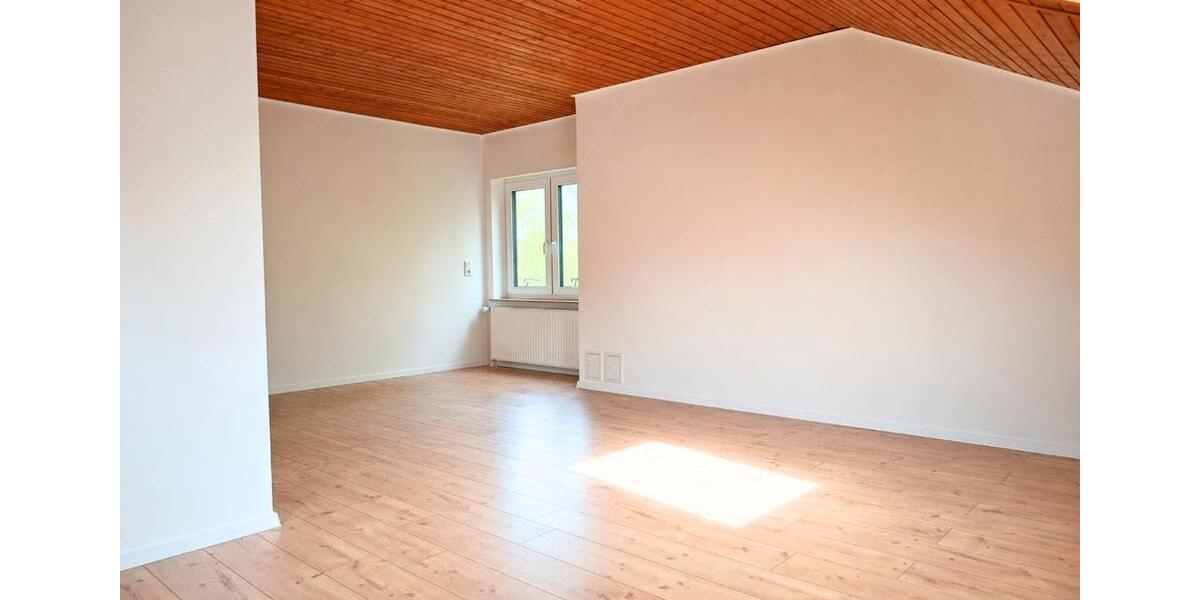 Mehrfamilienhaus, Wohnhaus Schwalbach - 4.5 Zimmer, 194 m&sup2;, 1.380&euro; | Angebot:26489258
