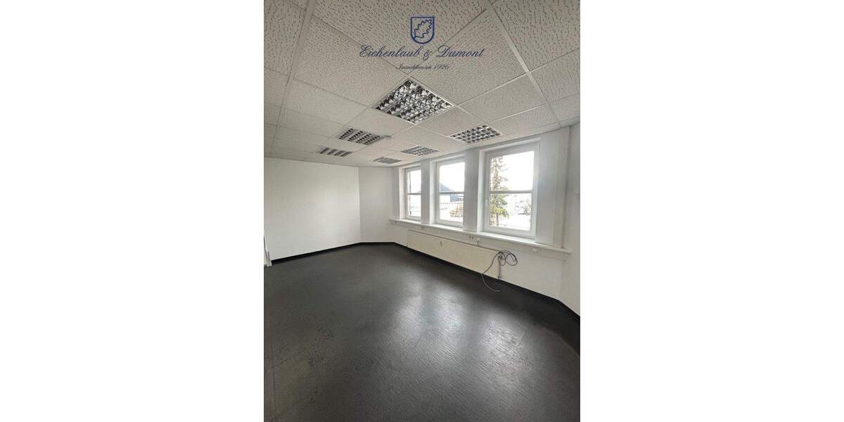 Gewerbeobjekt Saarlouis / Roden Roden - 9 Zimmer, 302 m&sup2;, 2.100&euro; | Angebot:25697924