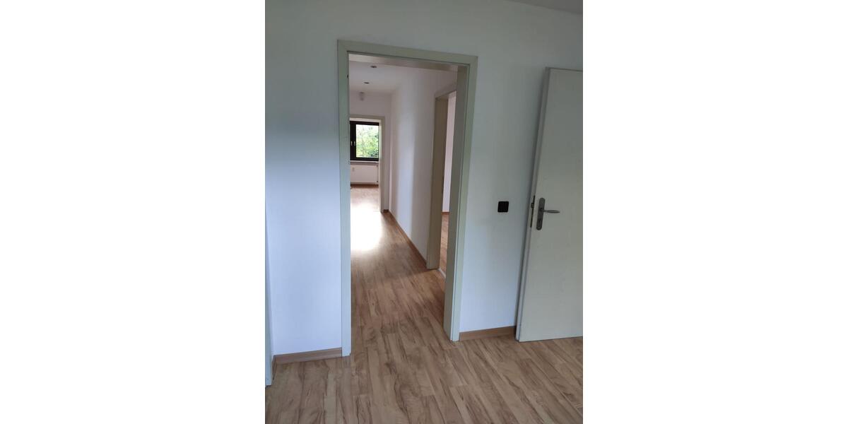 Einfamilienhaus Saarbrücken Dudweiler - 7 Zimmer, 195 m&sup2;, 430.000&euro; | Angebot:26498374